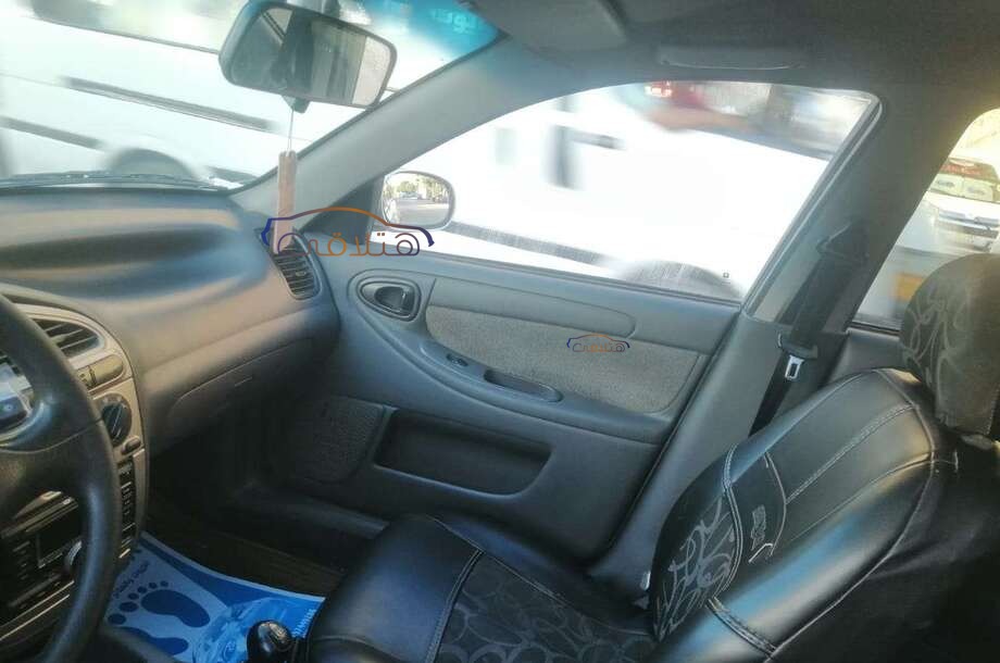 Lanos Chevrolet فضي