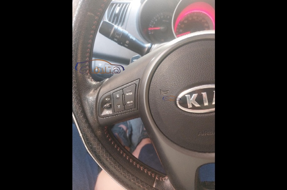 Cerato Kia Brown