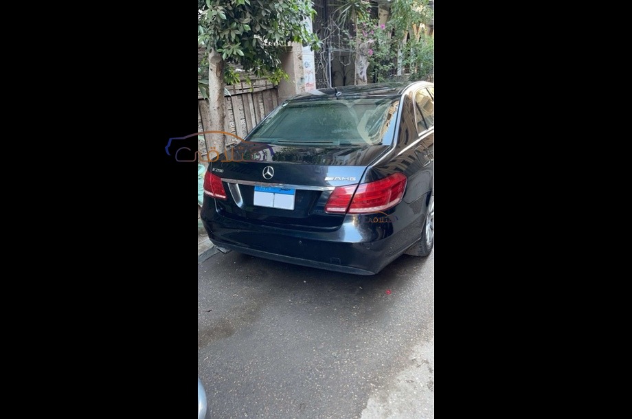 E 250 Mercedes أسود