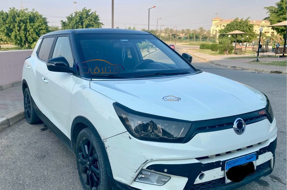 Tivoli Ssang Yong White