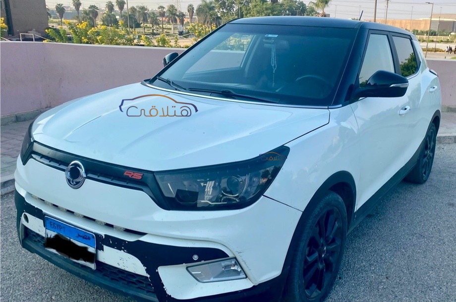 Tivoli Ssang Yong White