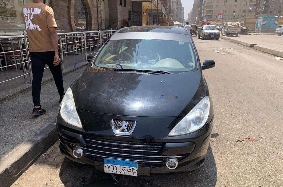307 Peugeot أسود