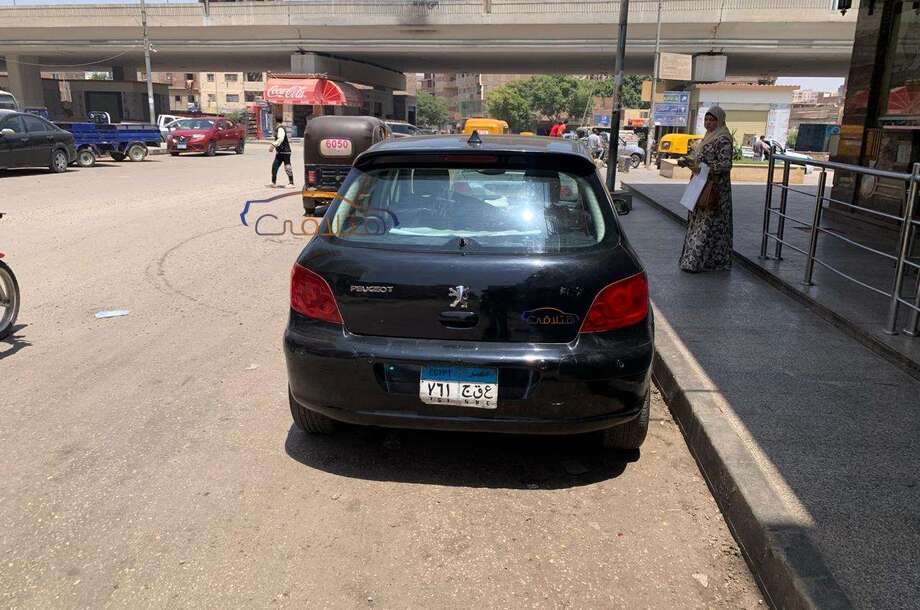 307 Peugeot أسود