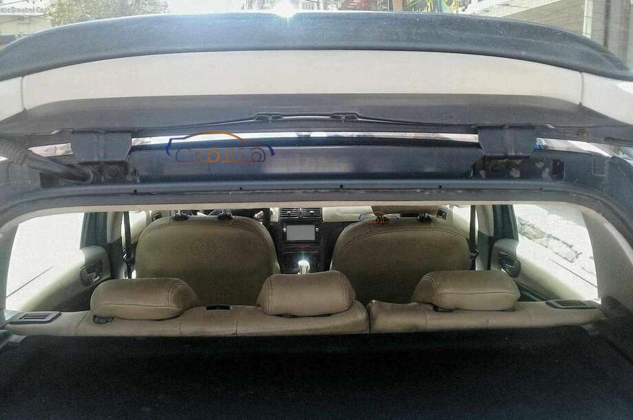 307 Peugeot أسود