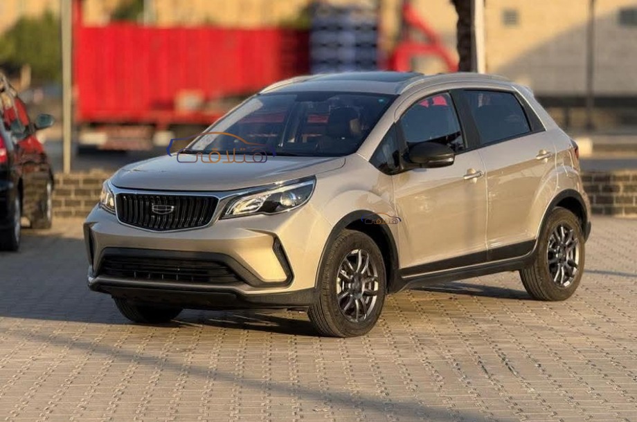 GX3 Pro Geely ذهبي