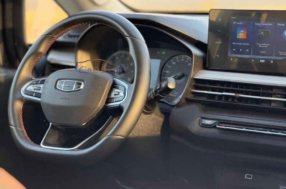 GX3 Pro Geely ذهبي