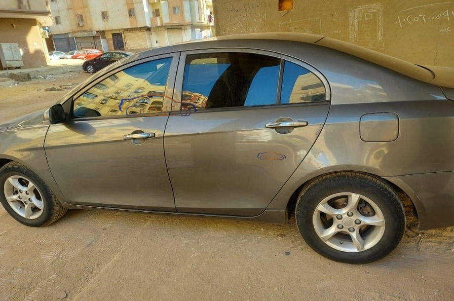 Emgrand 7 Geely فيراني