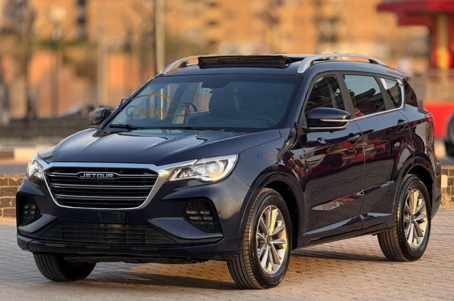 X70 Jetour الأزرق الداكن