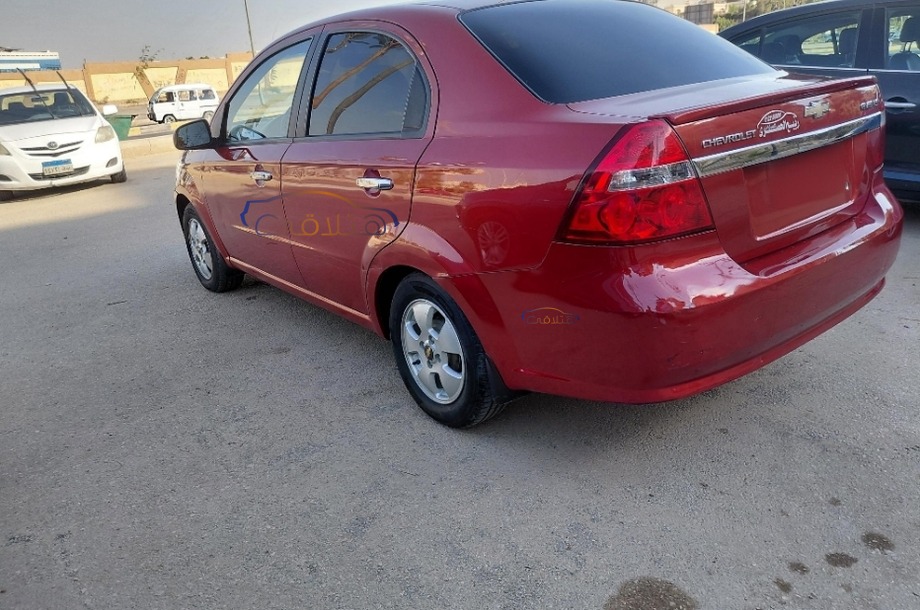 Aveo Chevrolet Dark red