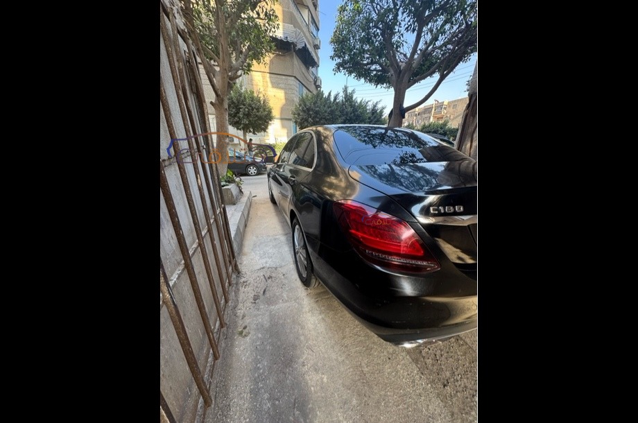 C 180 Mercedes Black