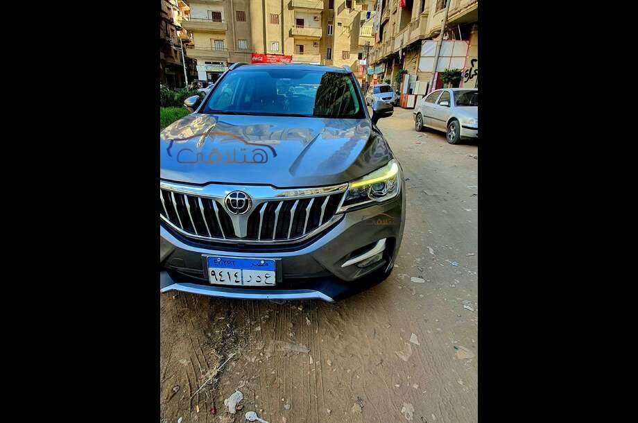 V6 Brilliance Dark grey