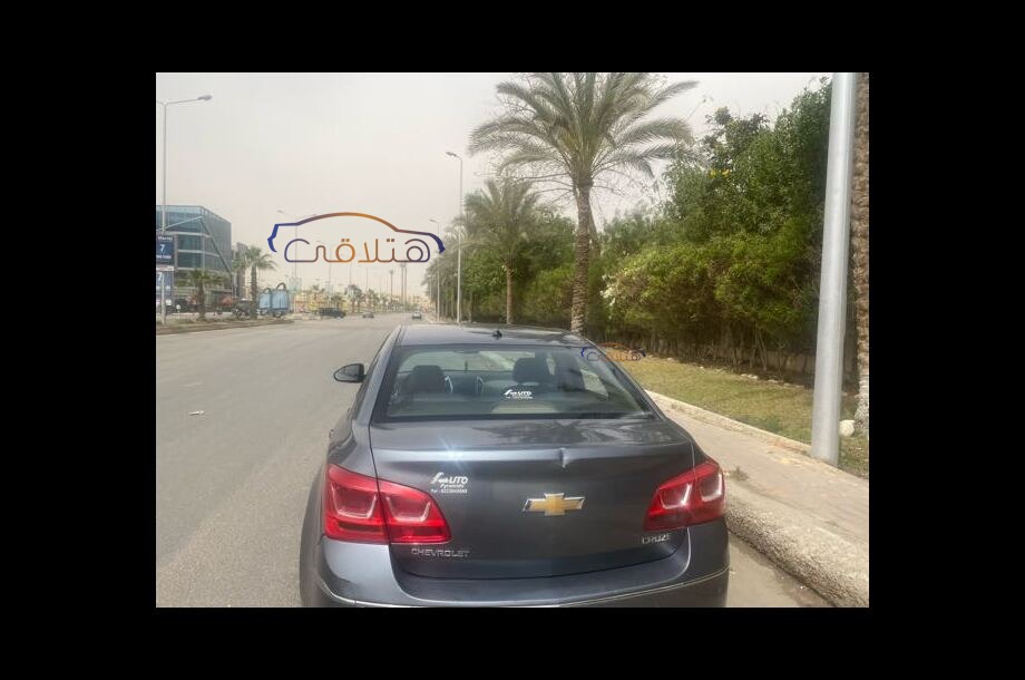 Cruze Chevrolet Gray