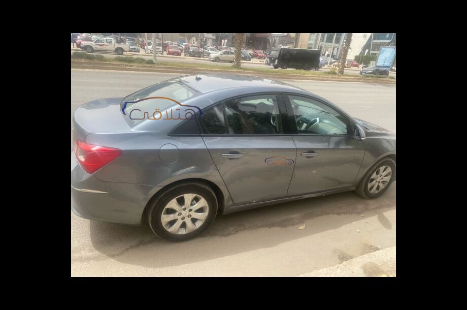 Cruze Chevrolet Gray