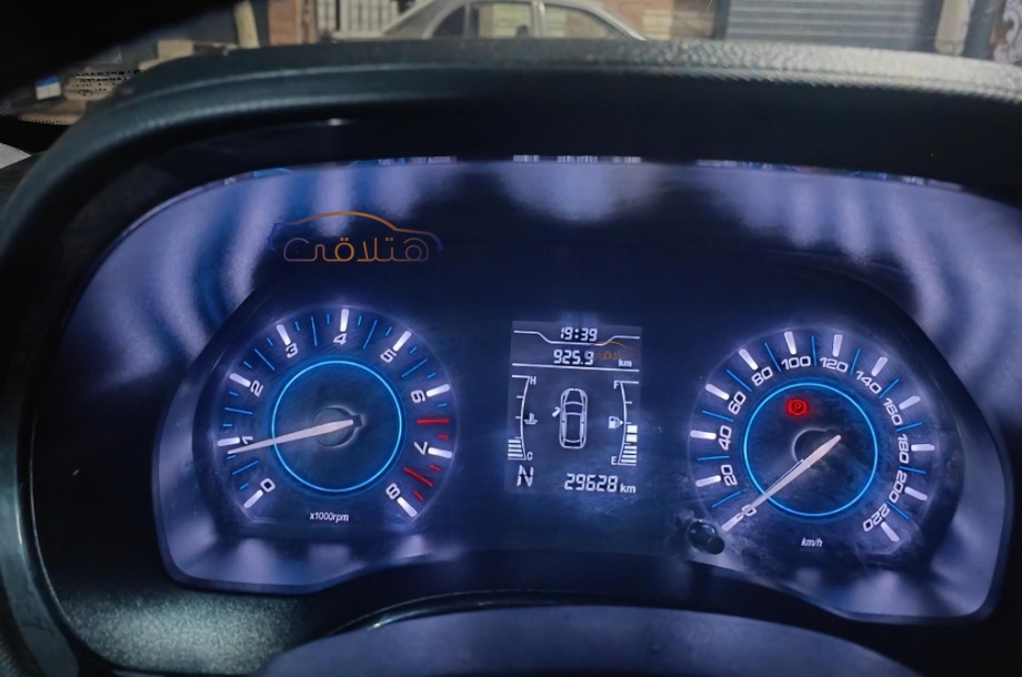 Tiggo 3 Chery رمادي