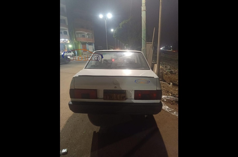 Shahin Fiat أبيض