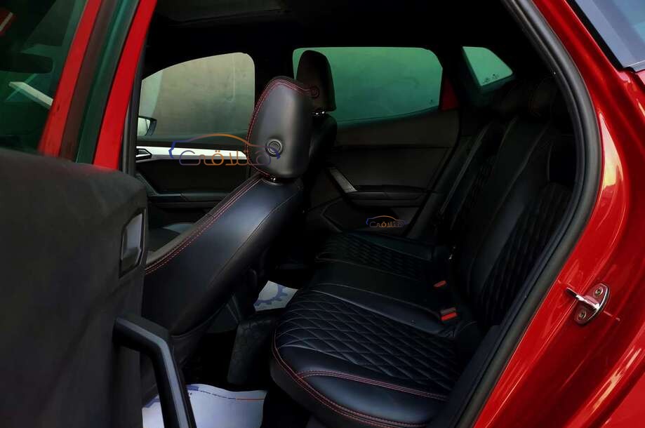 Ibiza Seat احمر