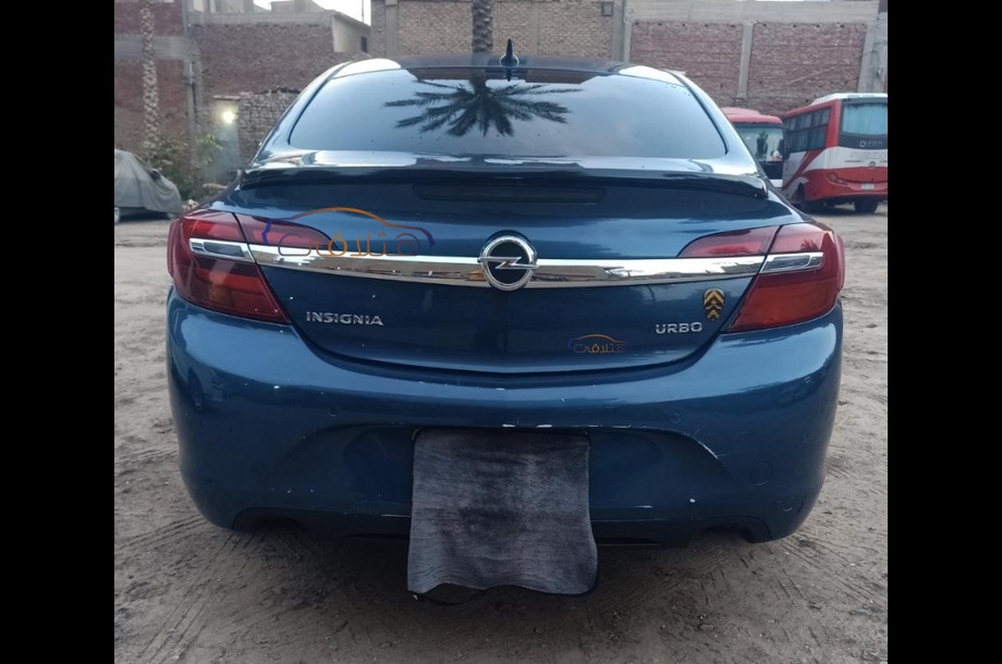 Insignia Opel بترولي