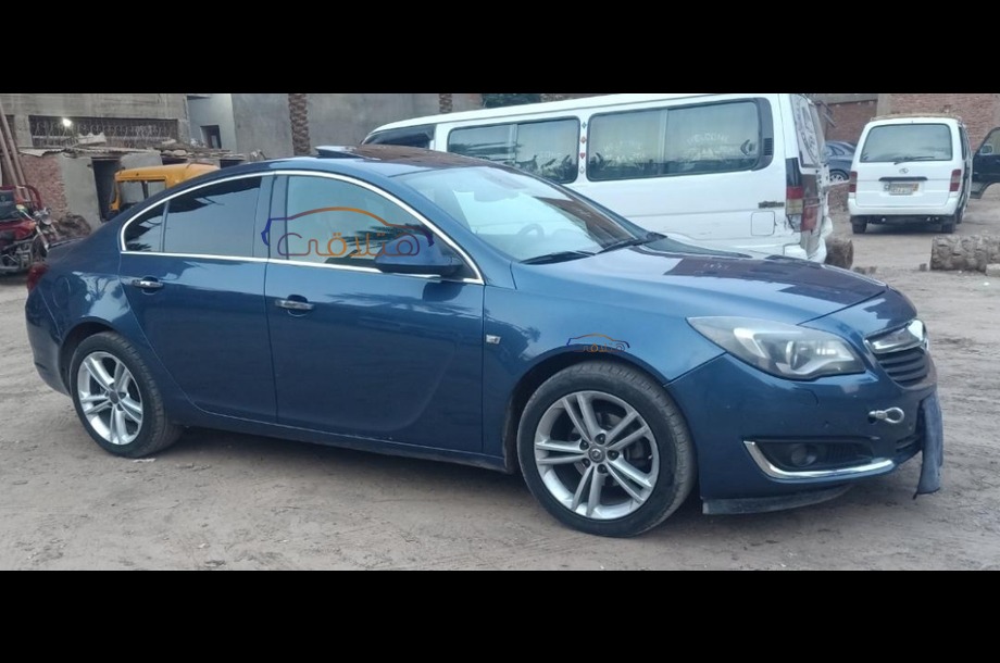 Insignia Opel بترولي