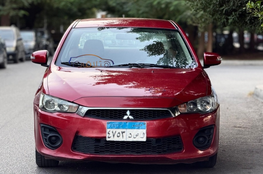 Lancer EX Shark Mitsubishi احمر