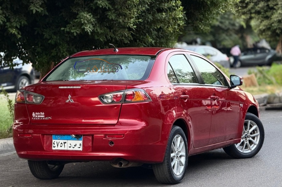 Lancer EX Shark Mitsubishi احمر