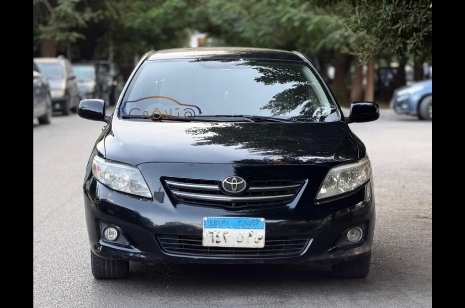 Corolla Toyota أسود