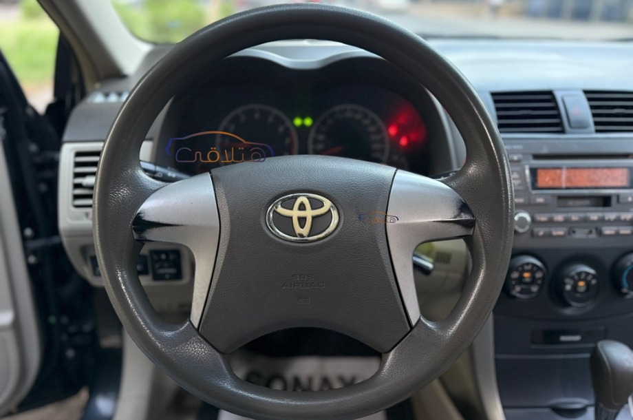 Corolla Toyota أسود