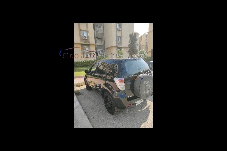 Terios Daihatsu أسود