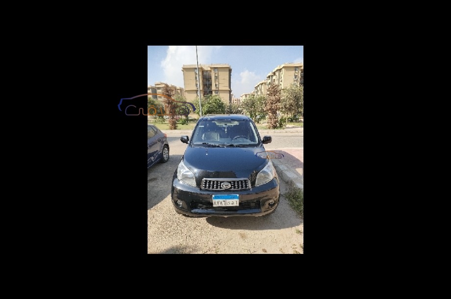 Terios Daihatsu أسود