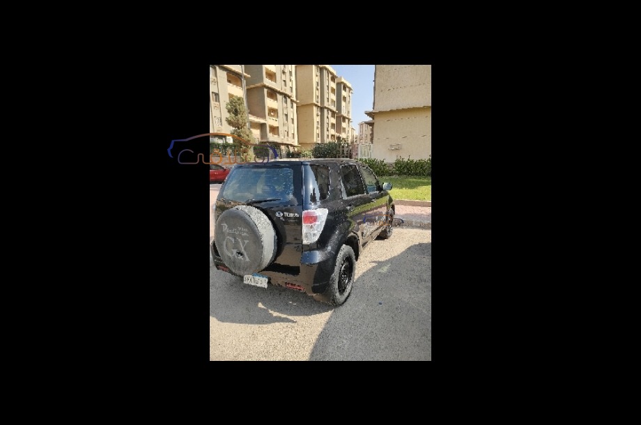 Terios Daihatsu أسود