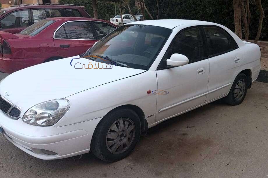 Nubira 2 Daewoo أبيض