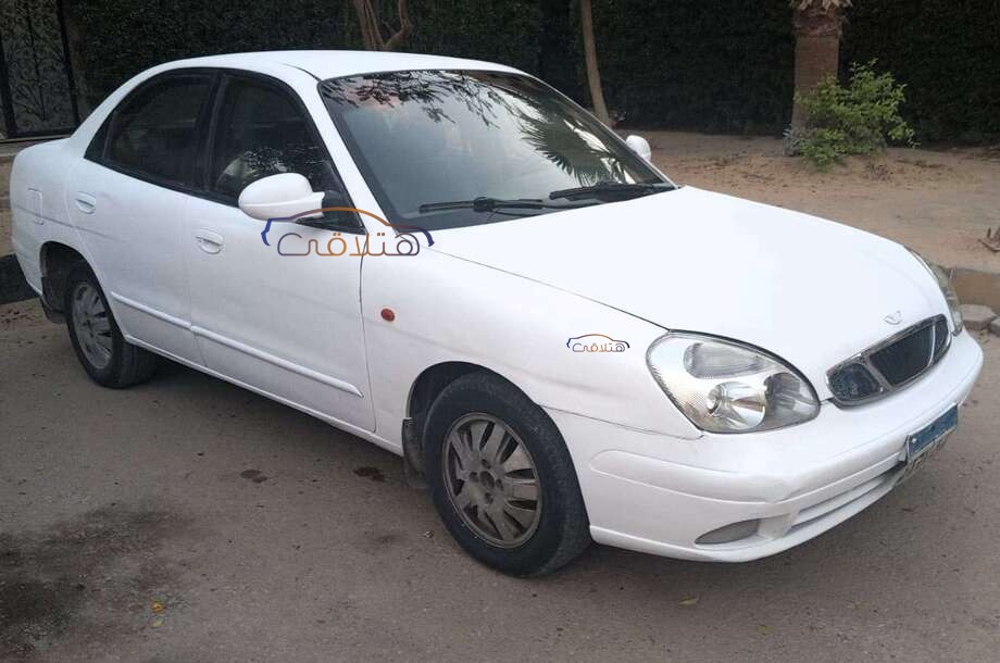 Nubira 2 Daewoo أبيض
