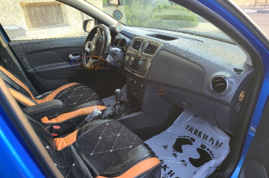 Sandero Step Way Renault أزرق