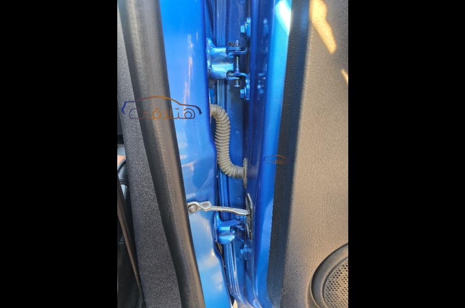 Sandero Step Way Renault أزرق