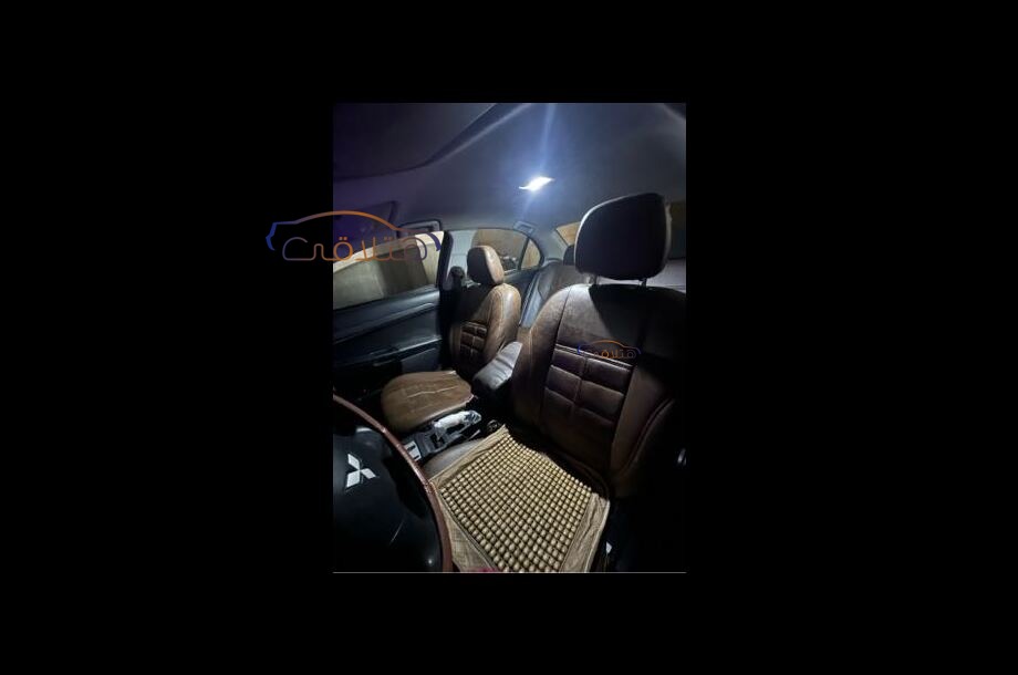 Lancer EX Shark Mitsubishi أسود