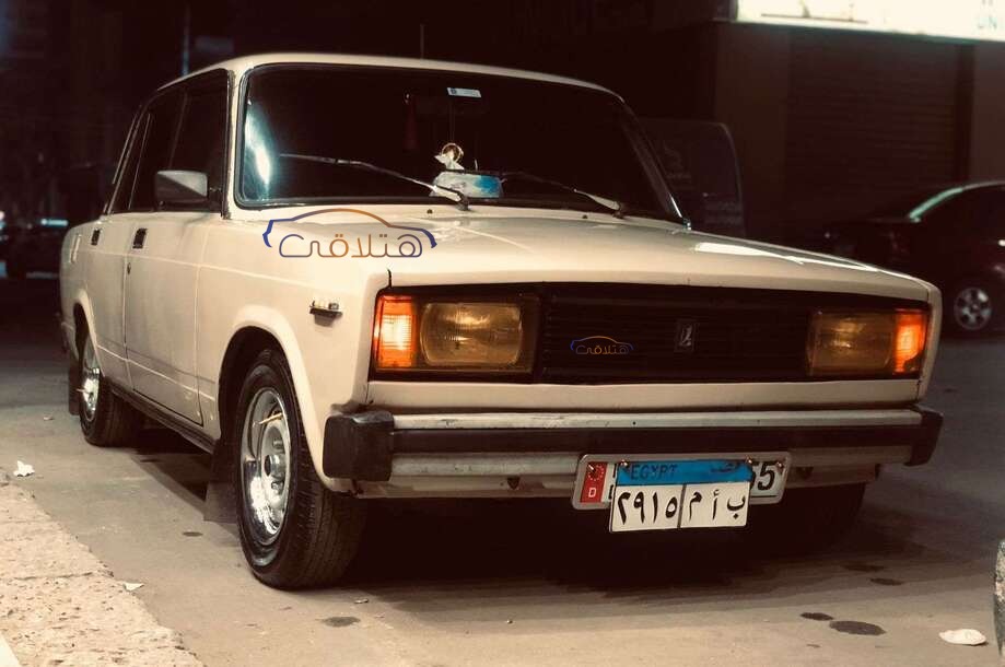 2105 Lada بيج