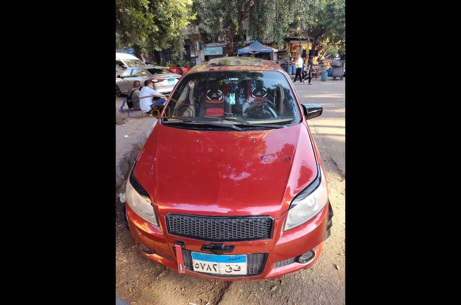 Aveo Chevrolet احمر