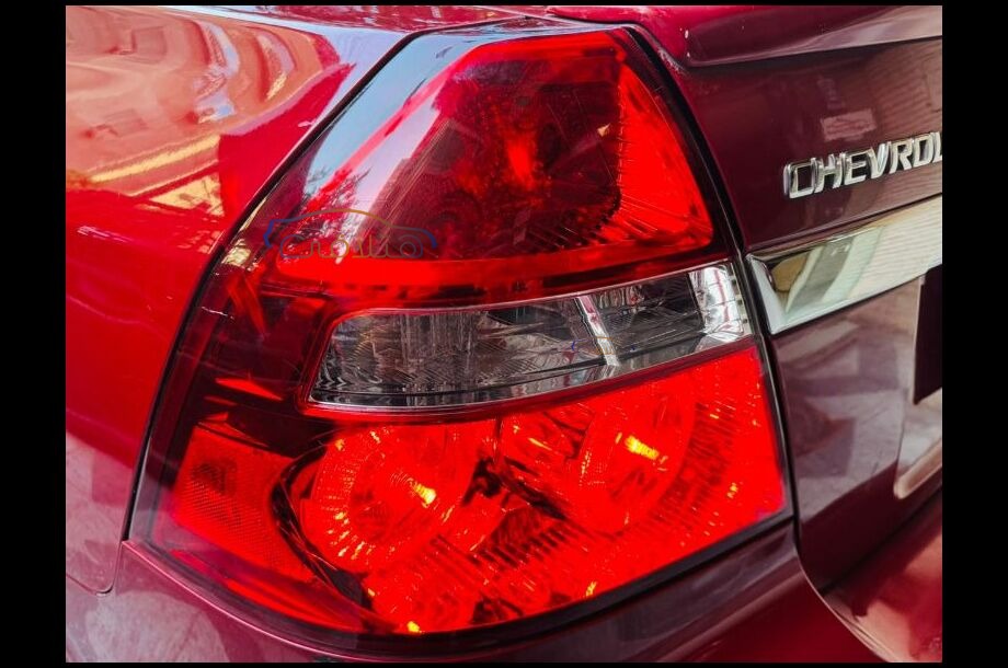 Aveo Chevrolet Red