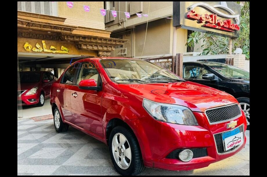Aveo Chevrolet Red