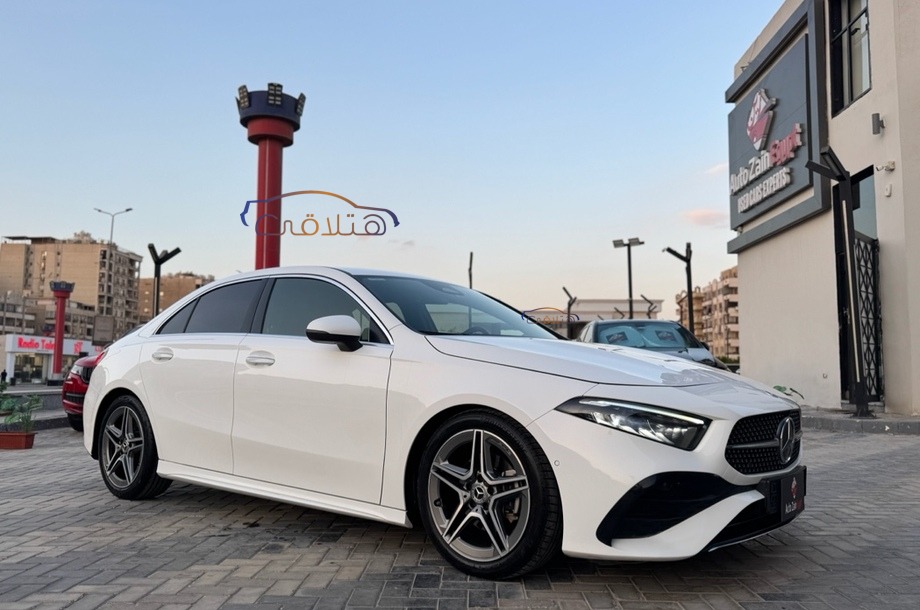 A 200 Mercedes أبيض