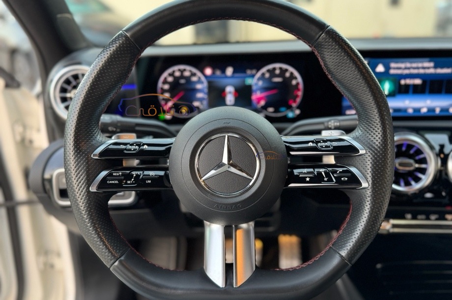 A 200 Mercedes أبيض