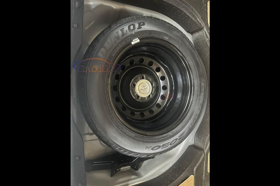 Lancer EX Shark Mitsubishi فضي