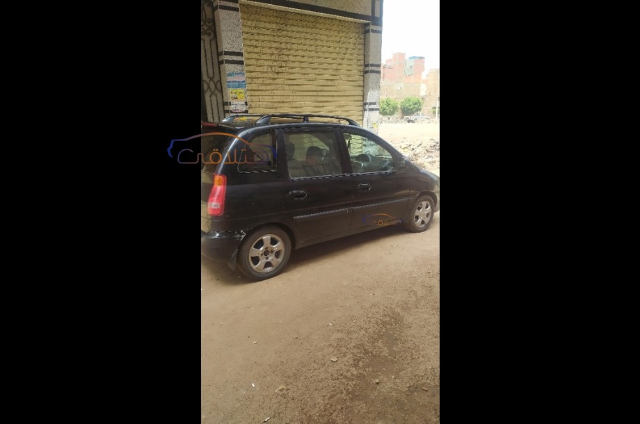 Matrix Hyundai أسود