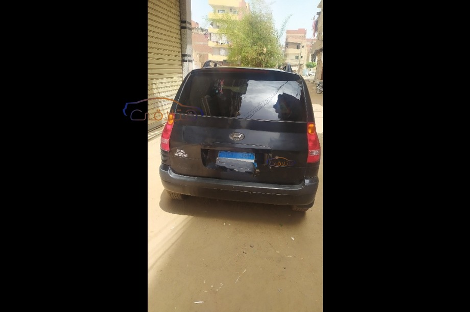 Matrix Hyundai أسود