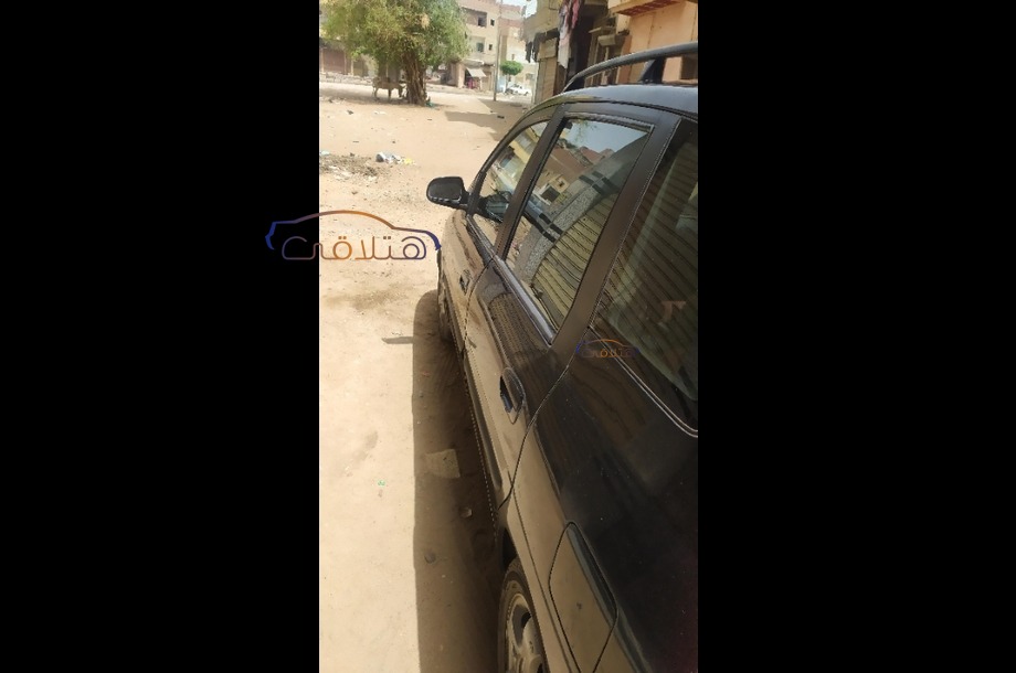 Matrix Hyundai أسود