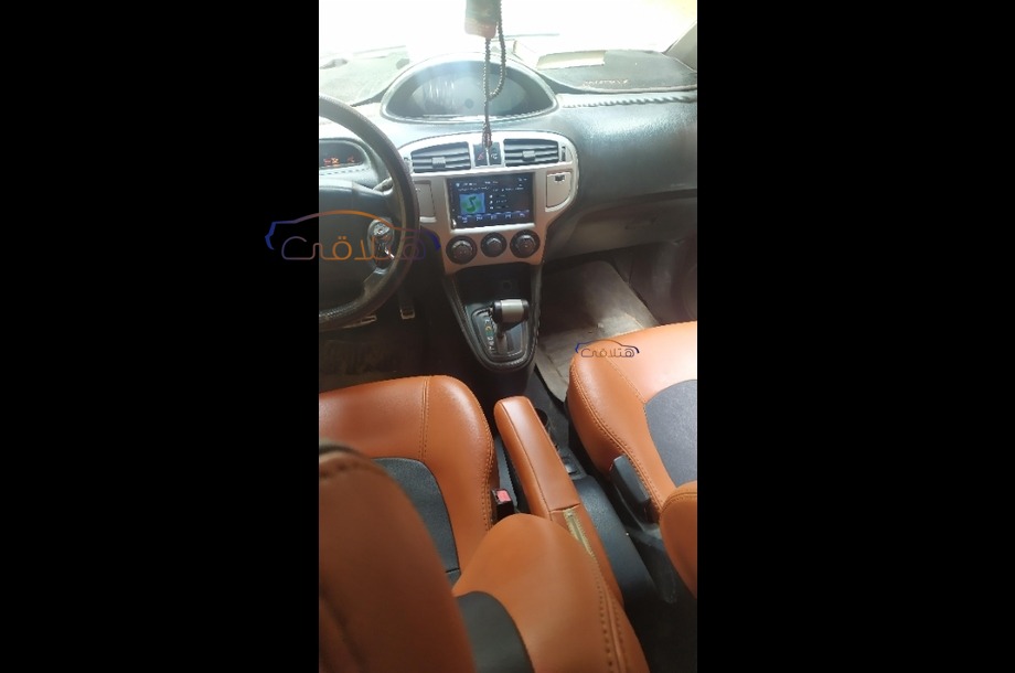 Matrix Hyundai أسود