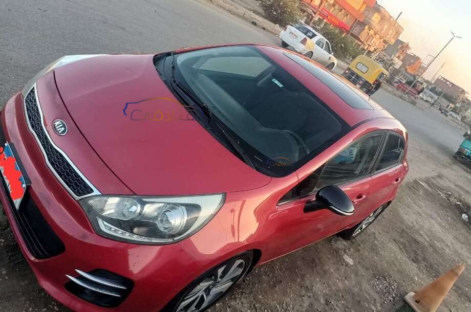 Rio Kia احمر