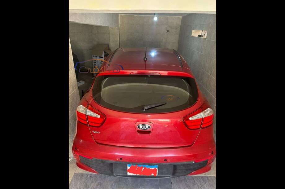 Rio Kia احمر