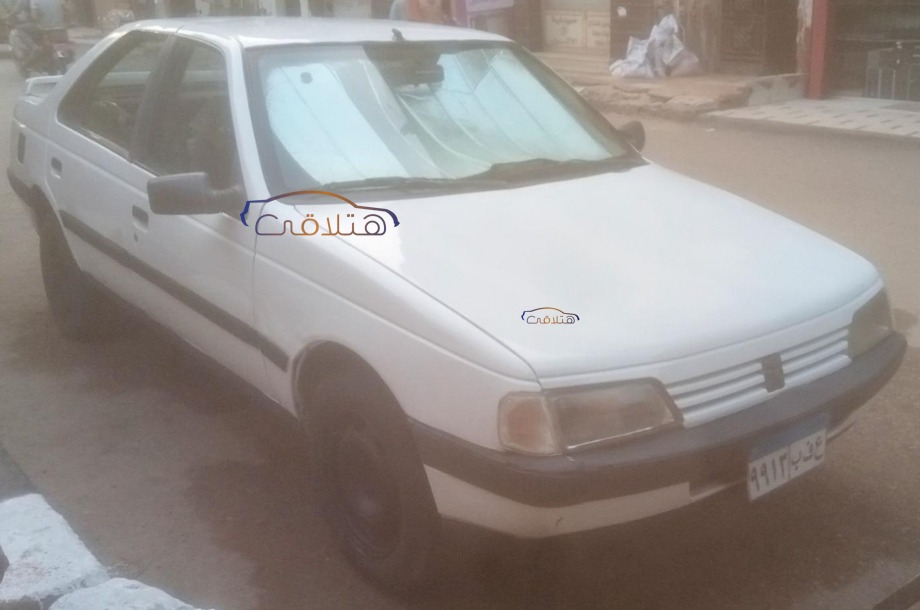 405 Peugeot أبيض