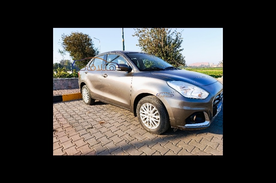Dzire Suzuki Bronze