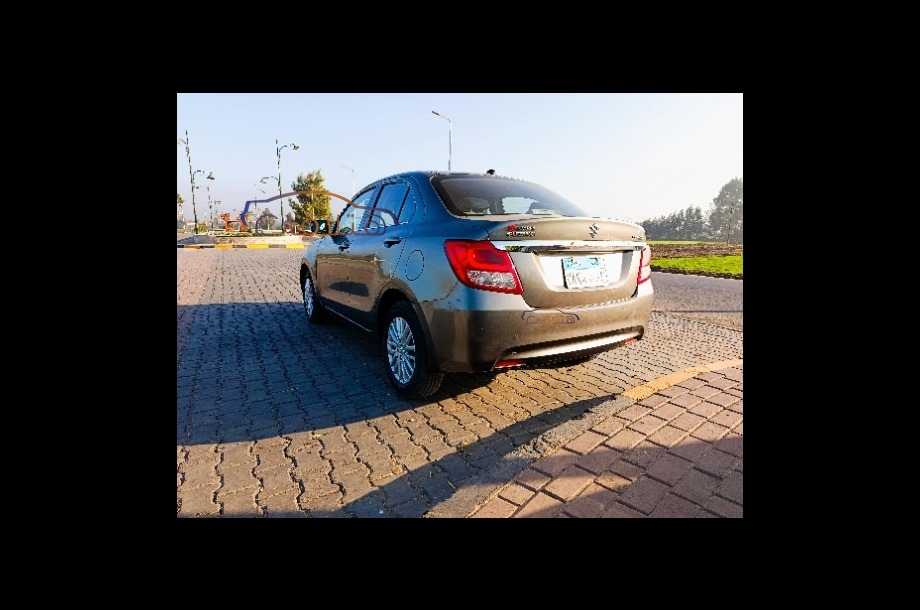 Dzire Suzuki Bronze